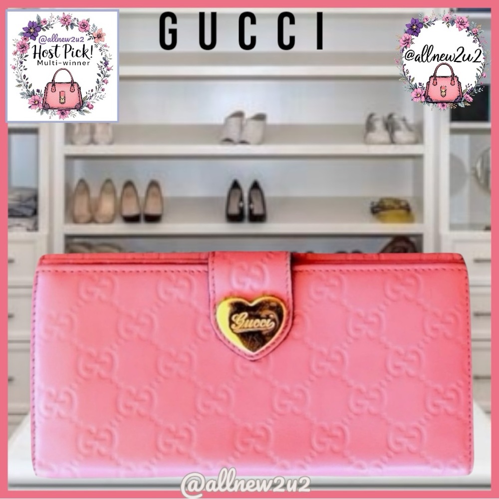 Gucci Guccissima GG Embossed Soft Pink Goldtone Heart Snap